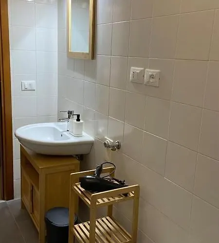 Tramway 3-trieste Center * Terst